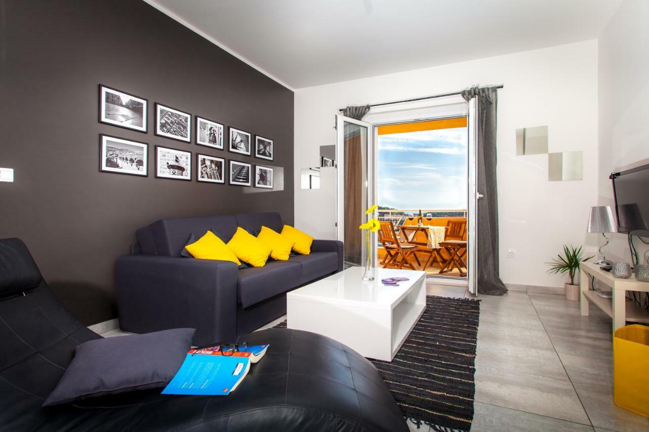 Two Bedroom Apartment With A Sea View & A Balcony Dubrovnik Buitenkant foto