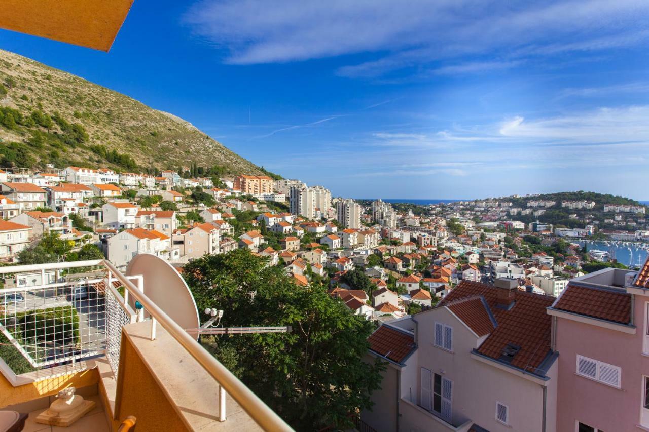 Two Bedroom Apartment With A Sea View & A Balcony Dubrovnik Buitenkant foto